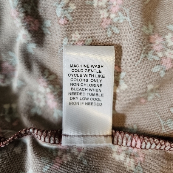 NWOT Fortune + Ivy Women's Burgundy Floral Flowy Sleeveless Midi Dress, SMALL - Picture 9 of 10